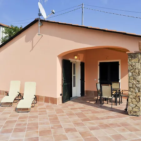 Residence Villa Il Casale - Appartamenti Wellness, Piscina E Spa-3